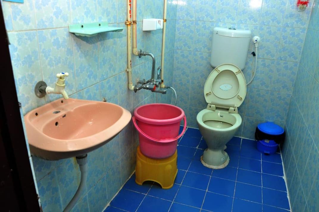 Ranjana Guesthouse 亨比 外观 照片
