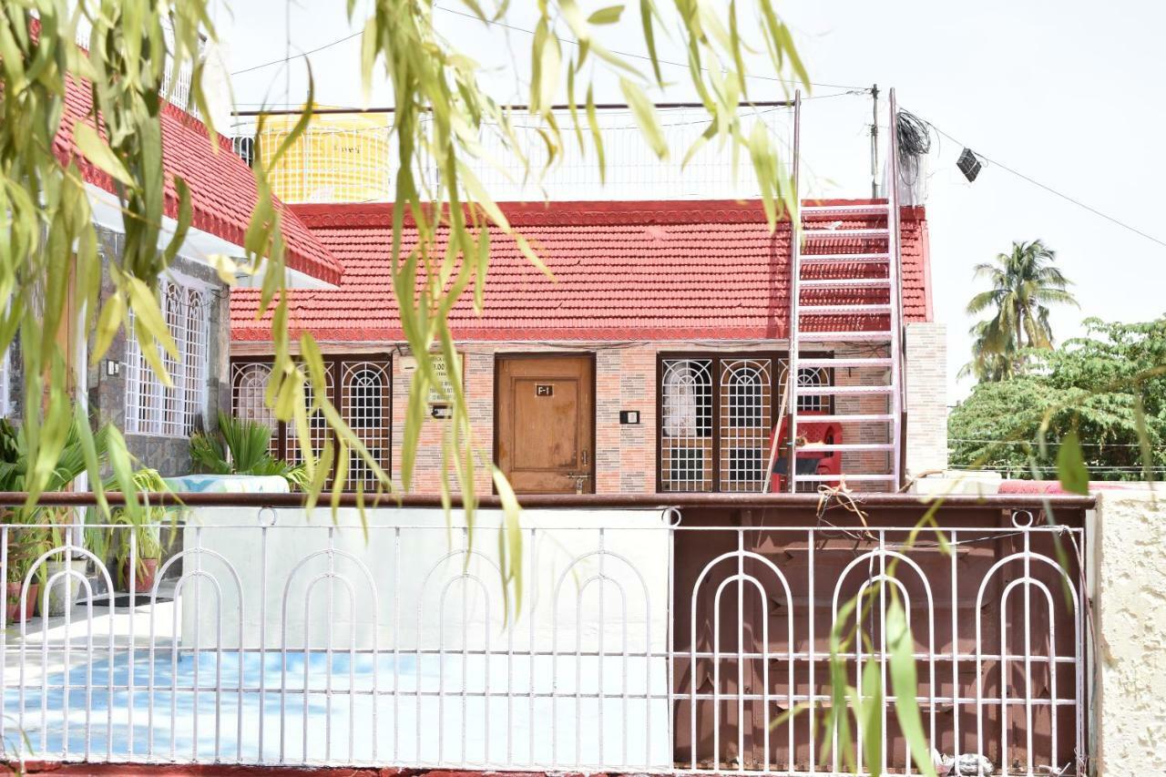 Ranjana Guesthouse 亨比 外观 照片